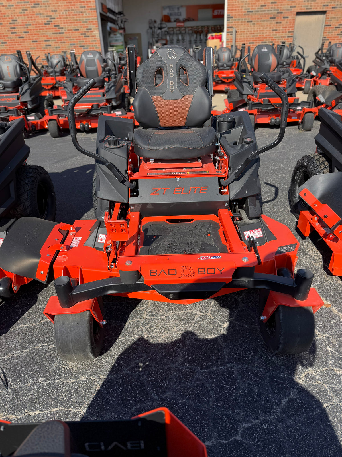 ZT Elite 54 in Zero Turn Mower