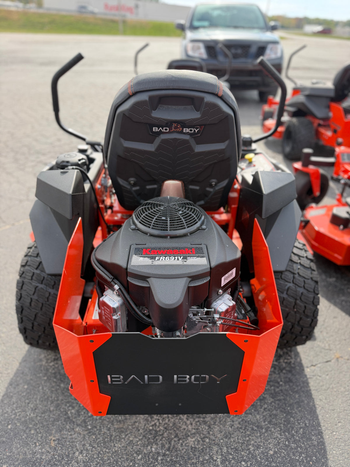 ZT Avenger 60in  Zero Turn Mower