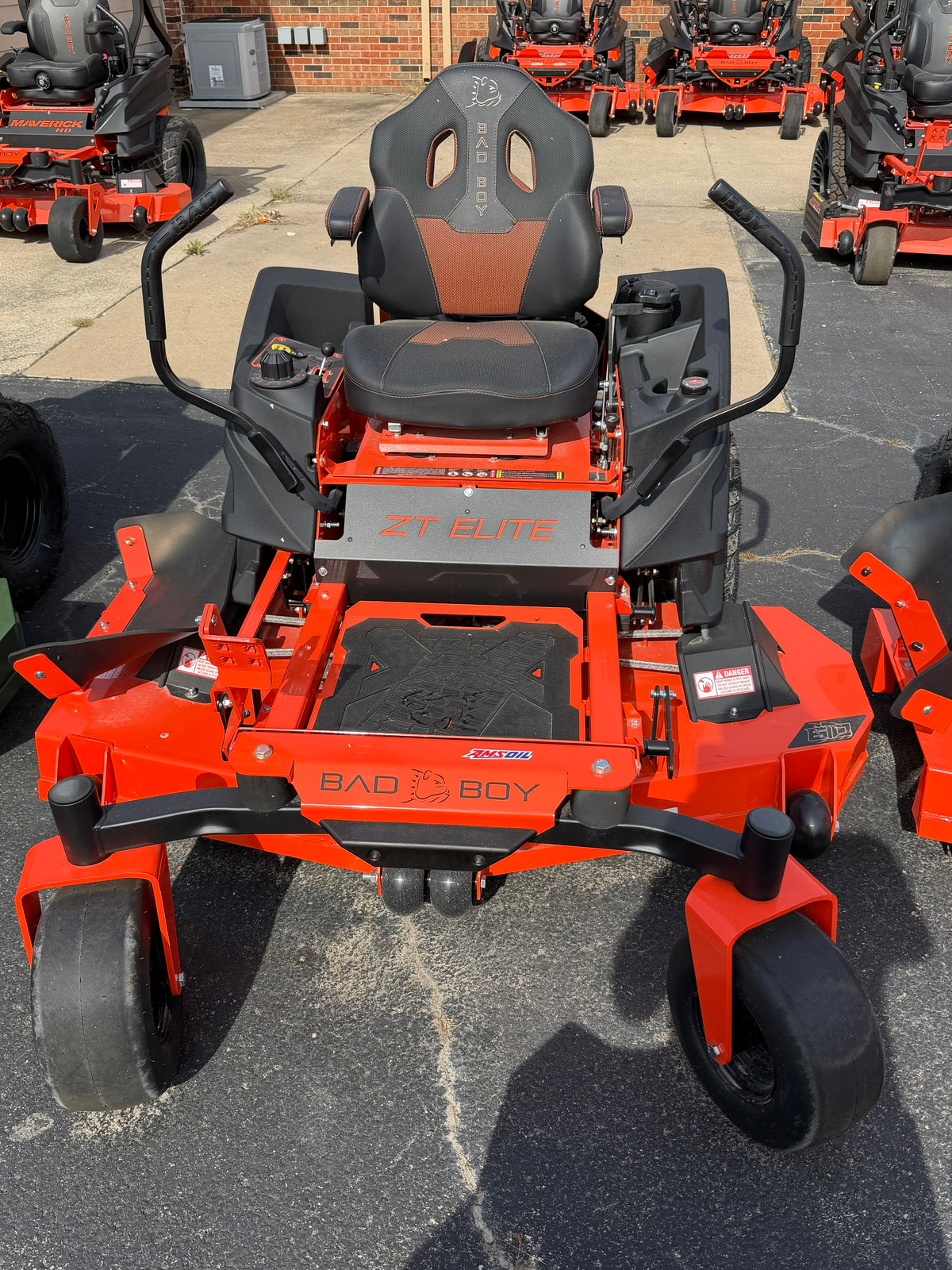 ZT Elite 60 in Zero Turn Mower