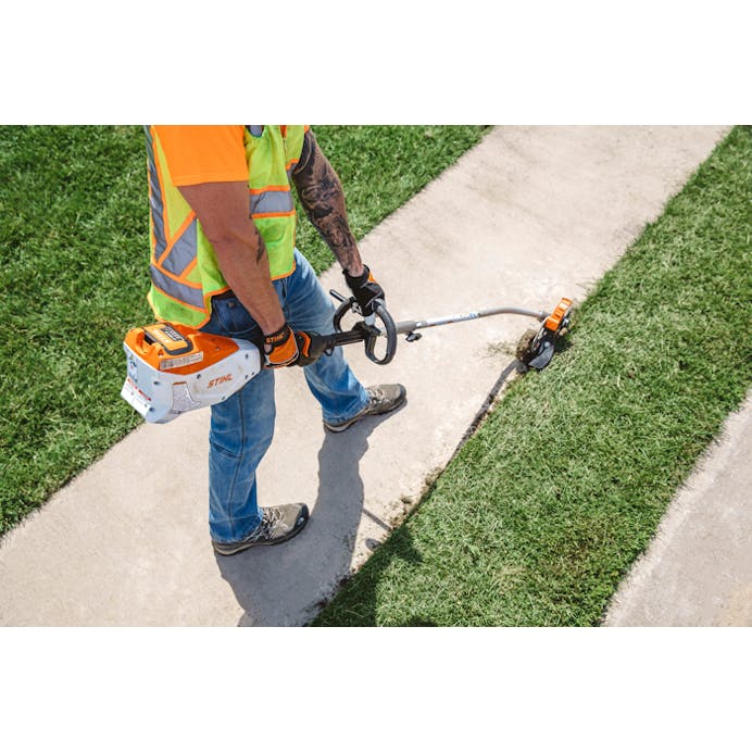 STIHL® KMA 135 R
